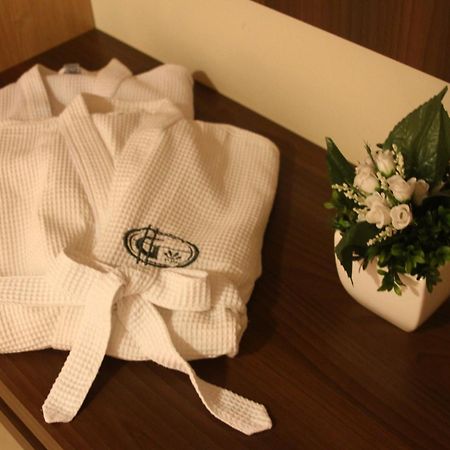 Gales Park Hotel Dourados Szoba fotó