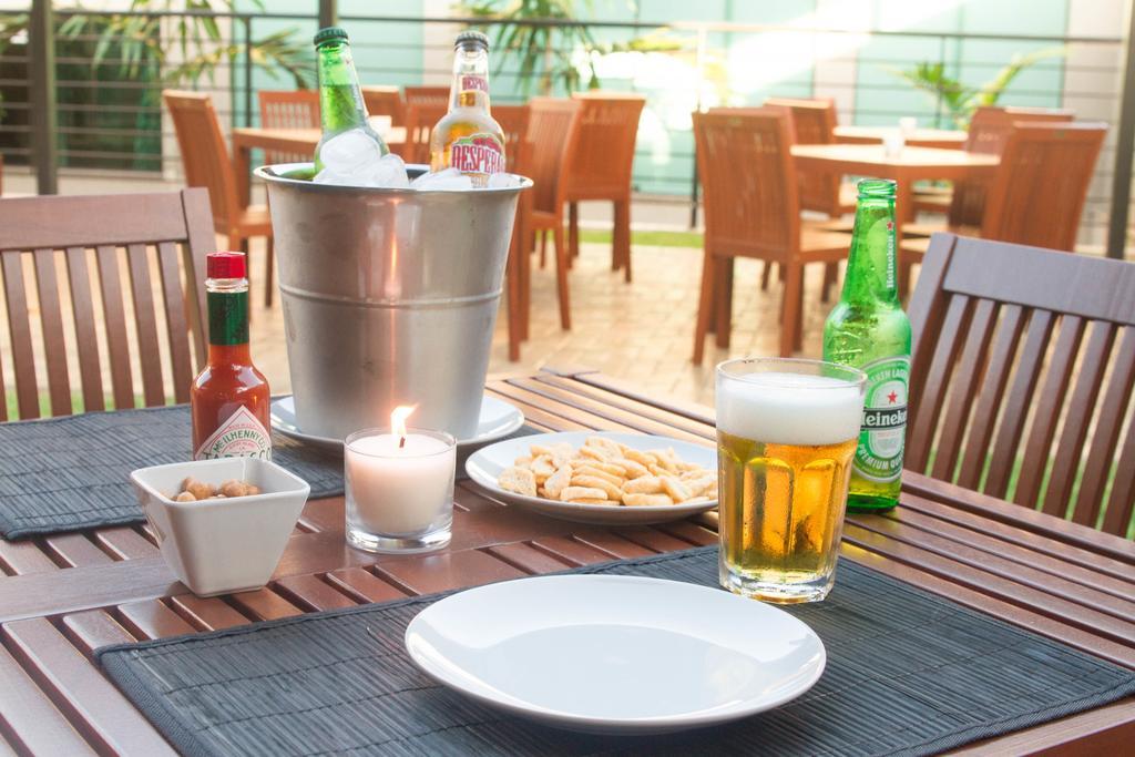 Gales Park Hotel Dourados Kültér fotó